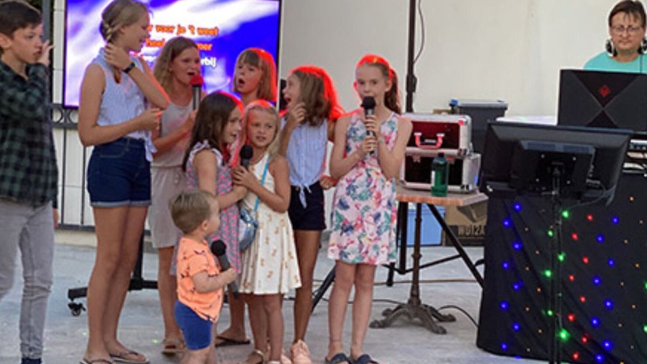 Photo of Others in Noves