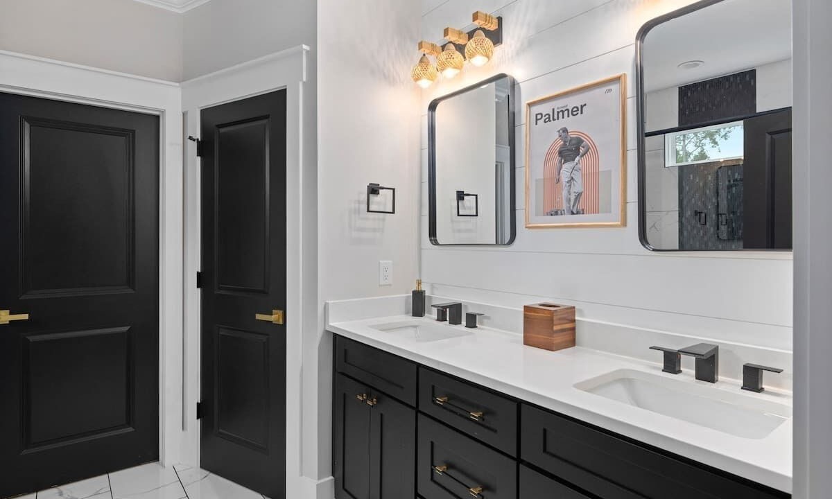 Photo of Bathroom in Myrtle Beach