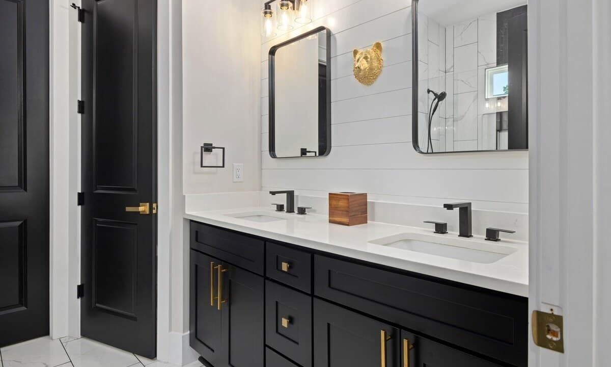 Photo of Bathroom in Myrtle Beach