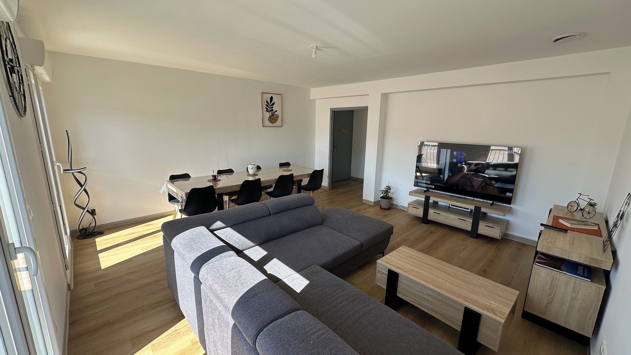 Photo of Livingroom in Chateau-Arnoux-Saint-Auban