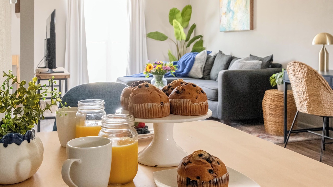 Photo of Livingroom in Downtown