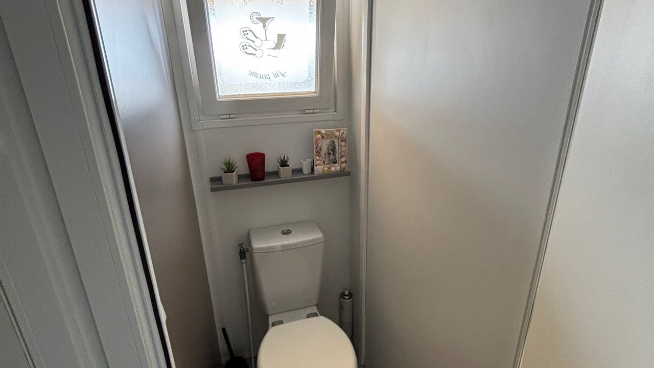 Photo of Bathroom in Renty