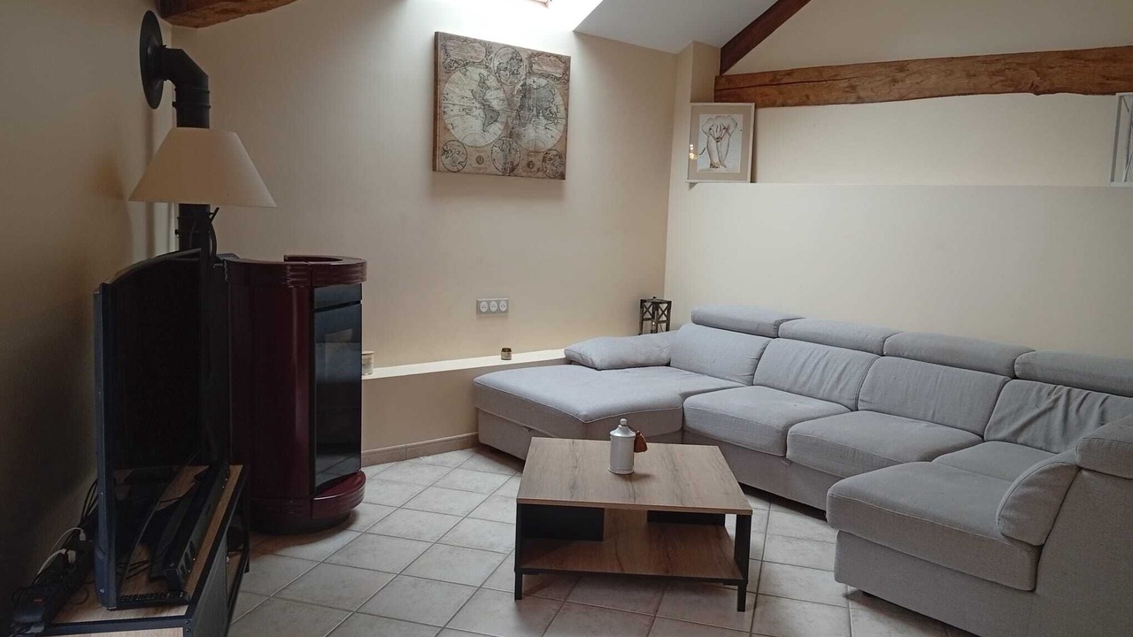 Photo of Livingroom in Les Isles-Bardel