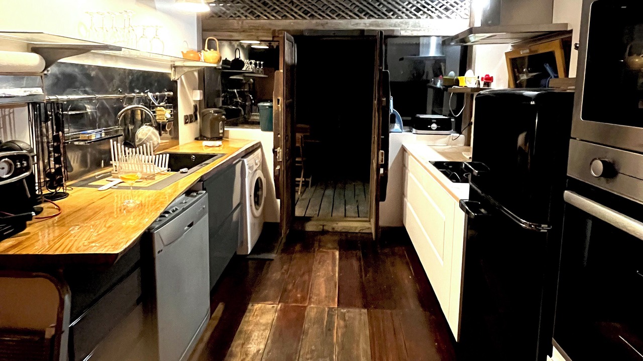 Photo of Kitchen in Saint-Sulpice-de-Roumagnac
