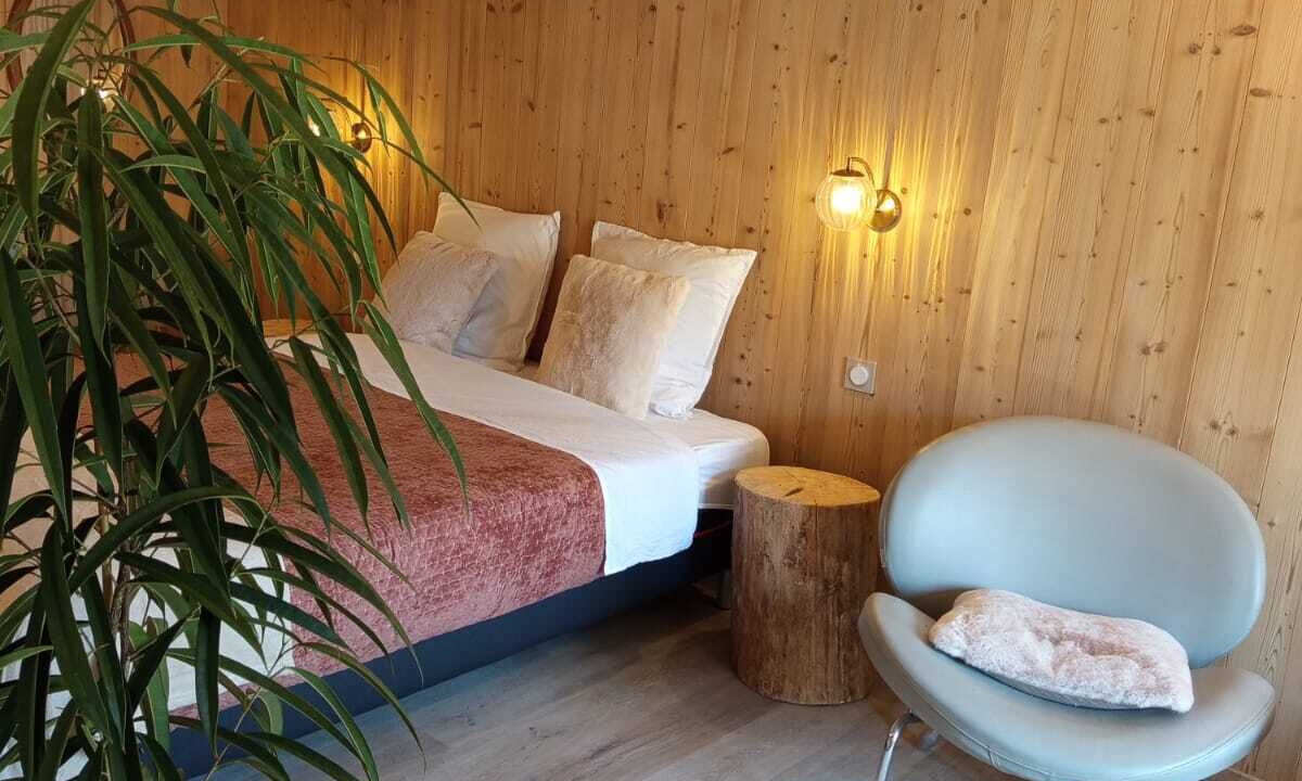 Photo of Bedroom in Champagnole