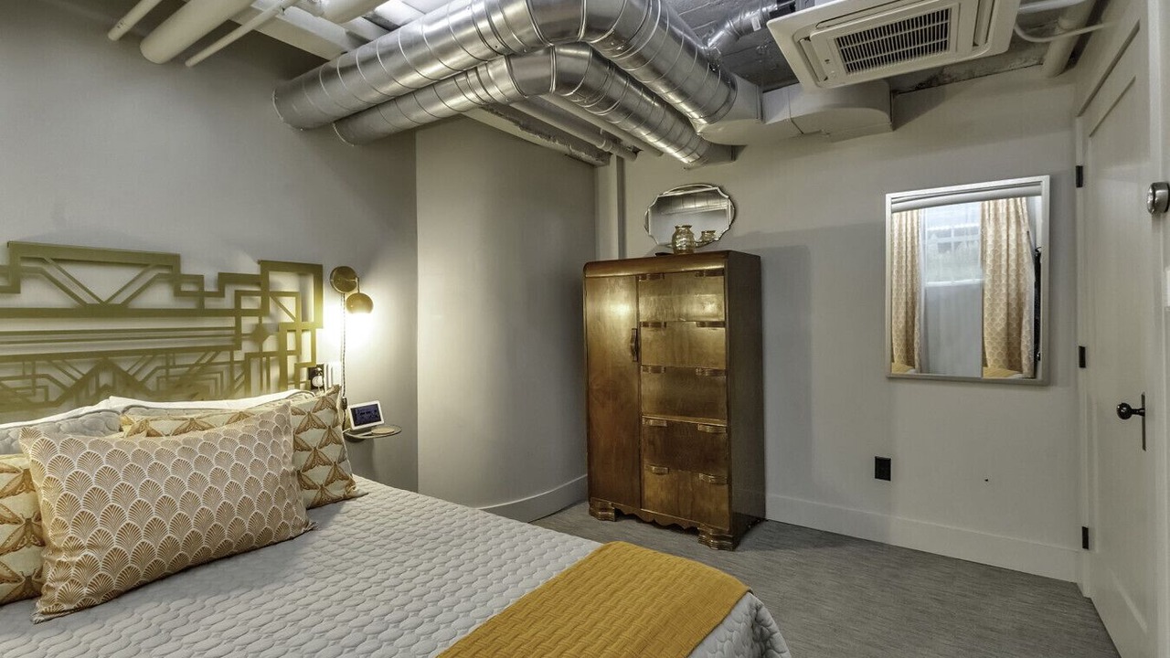 Photo of Bedroom in East Aurora