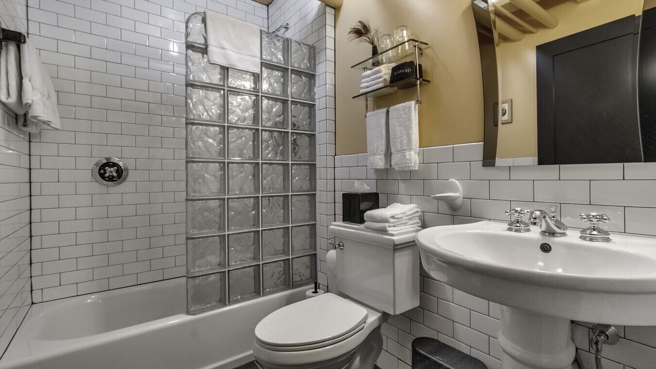 Photo of Bathroom in East Aurora