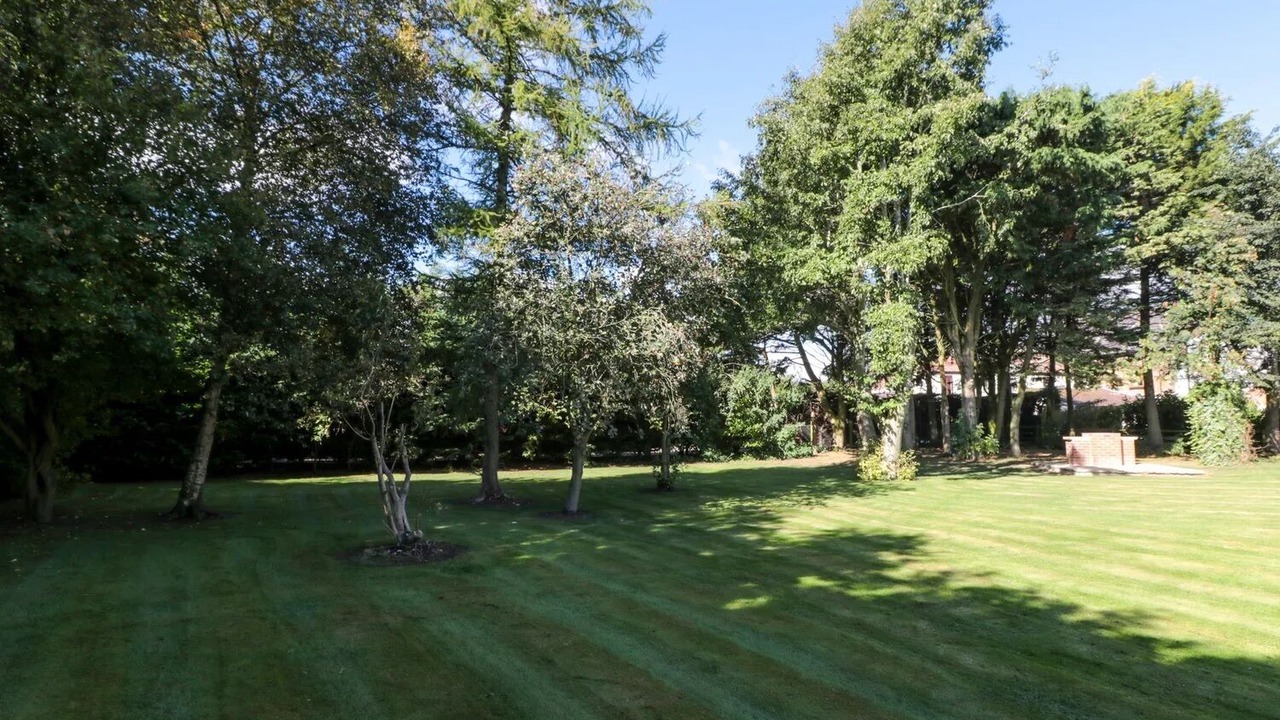 Photo of Others in Weaverthorpe