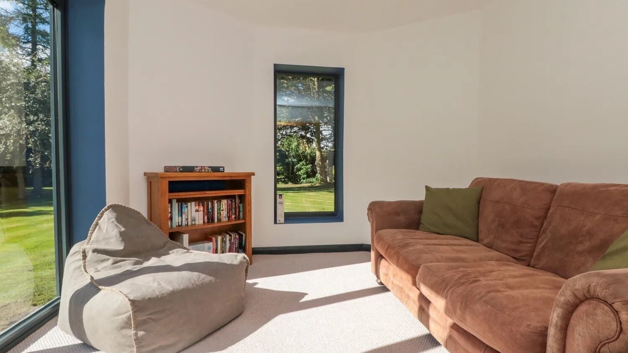 Photo of Livingroom in Weaverthorpe
