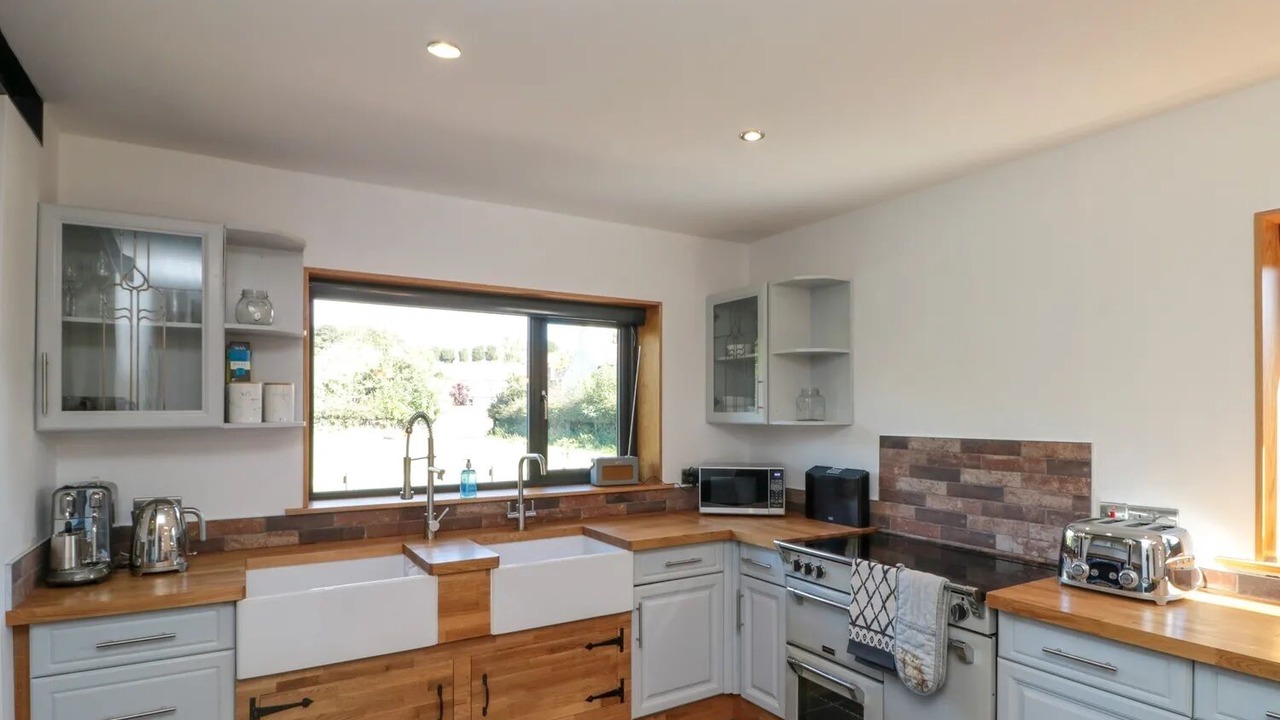Photo of Kitchen in Weaverthorpe