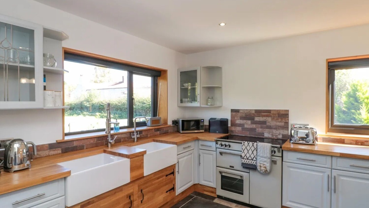 Photo of Kitchen in Weaverthorpe