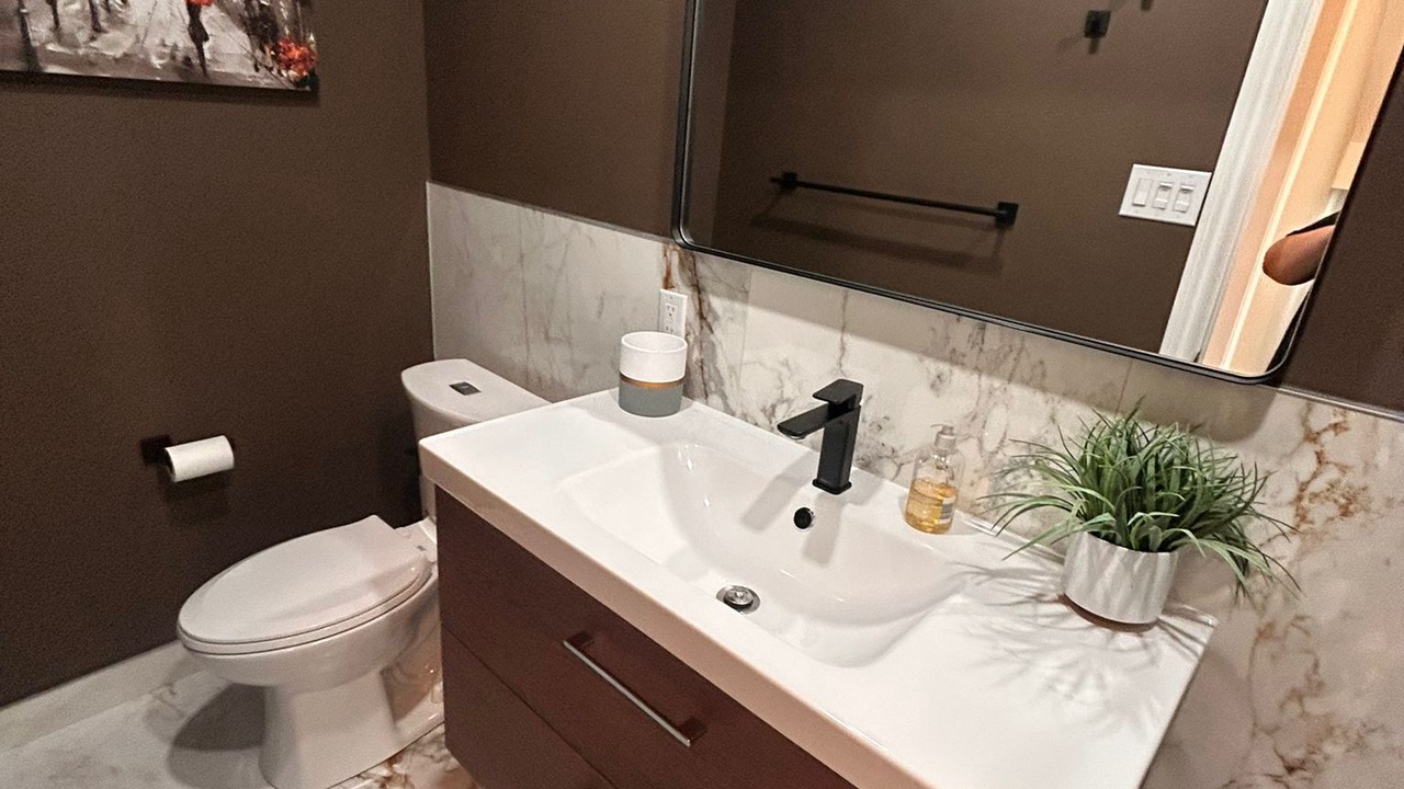Photo of Bathroom in Parkdale
