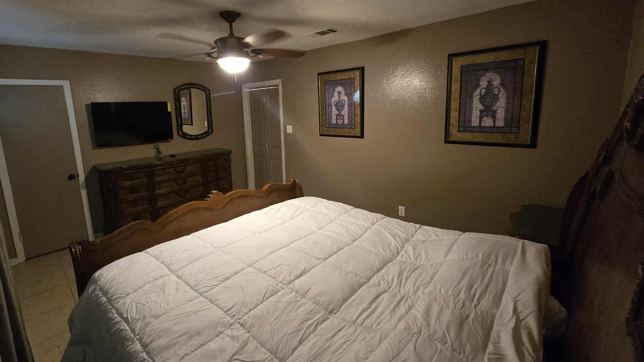 Photo of Bedroom in Baker