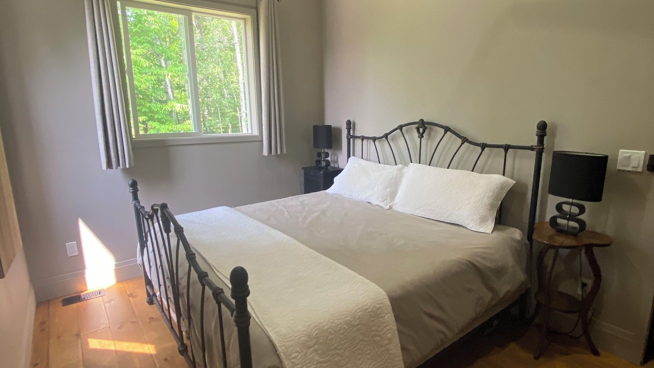 Photo of Bedroom in Golden Valley