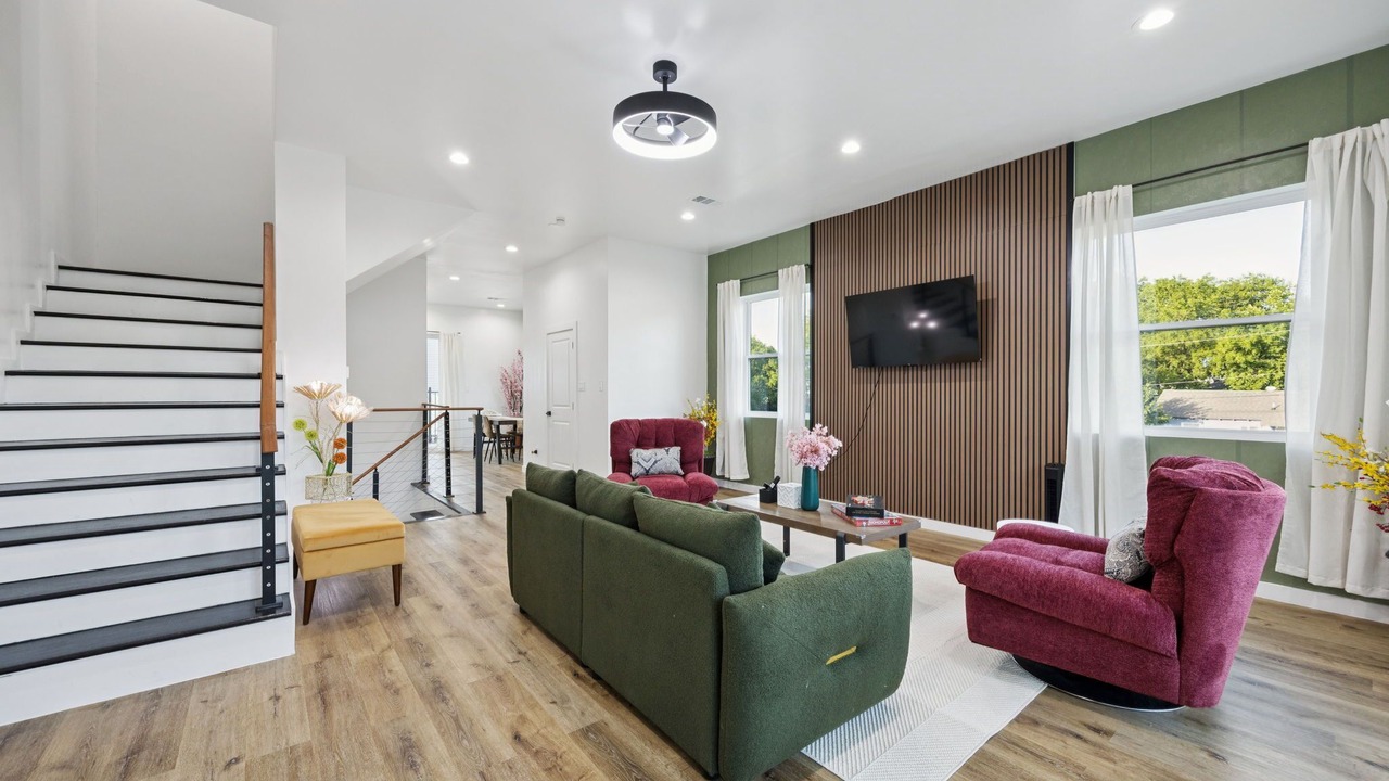 Photo of Livingroom in West Dallas