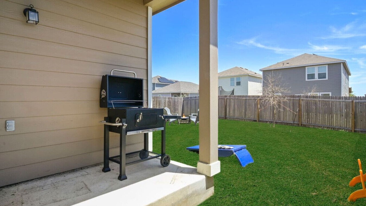 Photo of Patio Balcony in Medina Valley