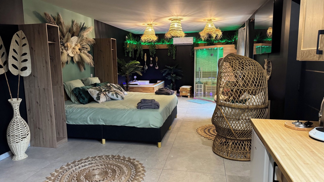 Photo of Bedroom in Etalondes