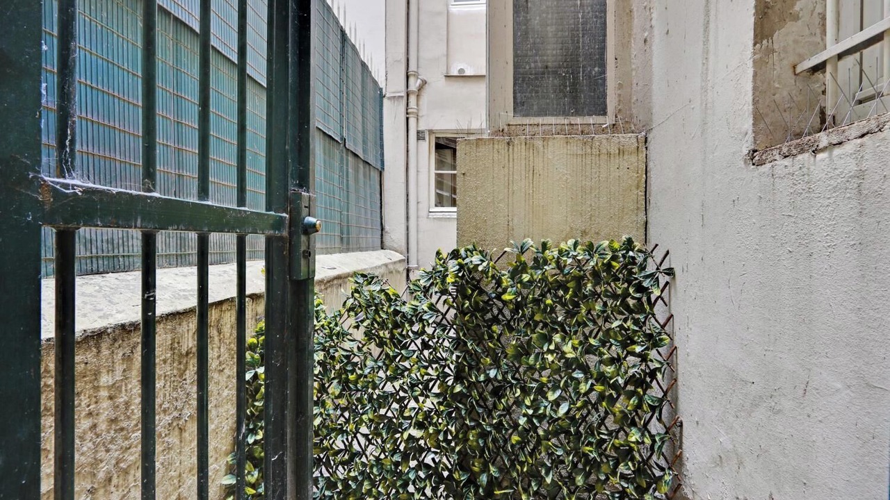 Photo of Outdoor in Quartier de l'Ecole-Militaire