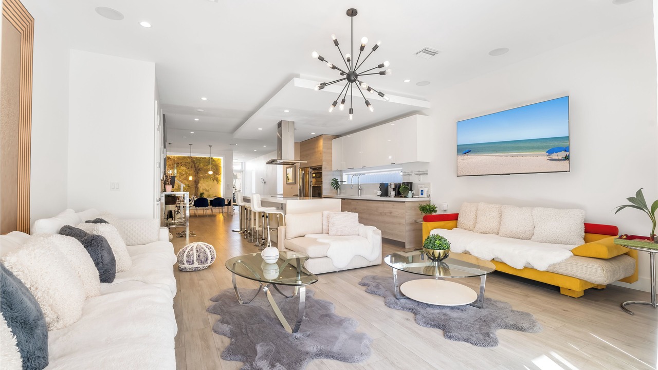 Photo of Livingroom in Coral Way