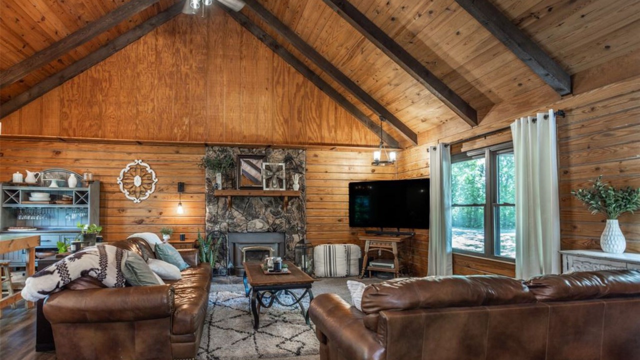 Photo of Livingroom in Valley View