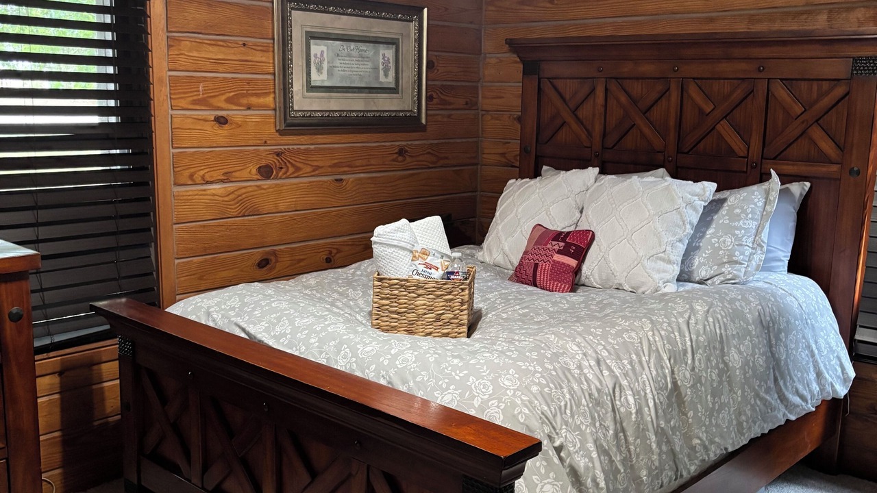Photo of Bedroom in Valley View