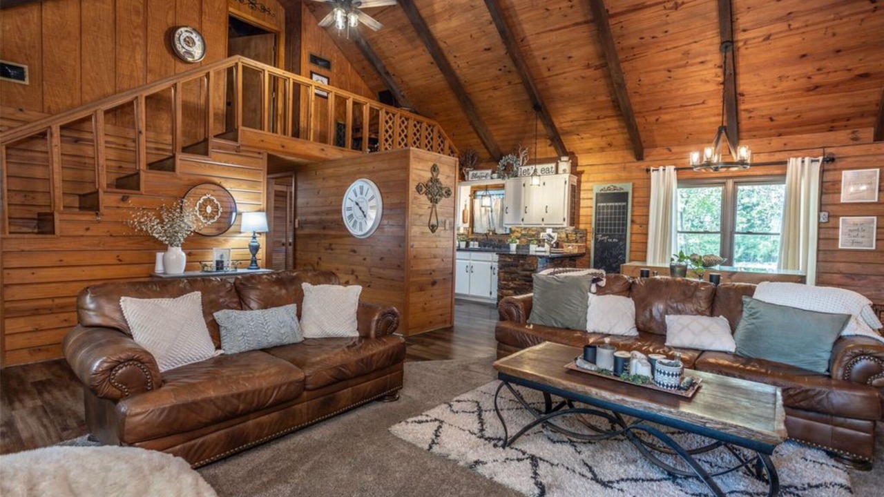 Photo of Livingroom in Valley View