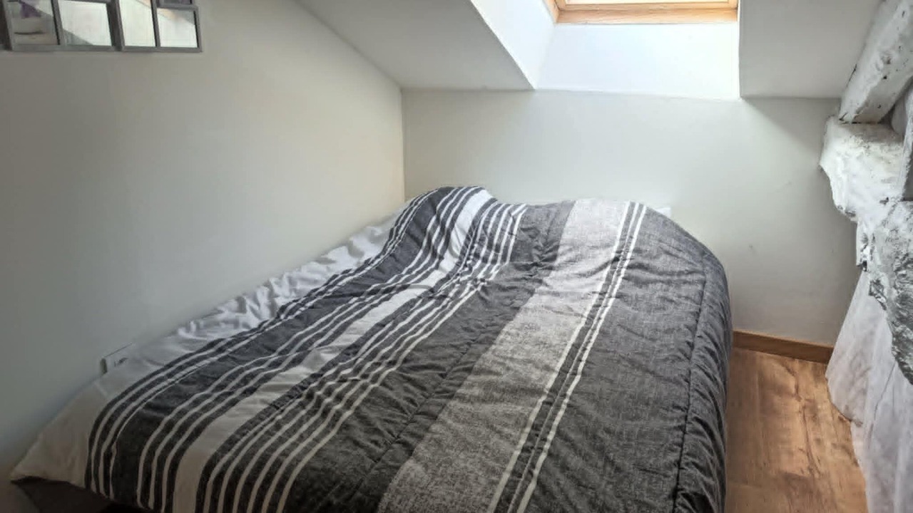 Photo of Bedroom in Marambat
