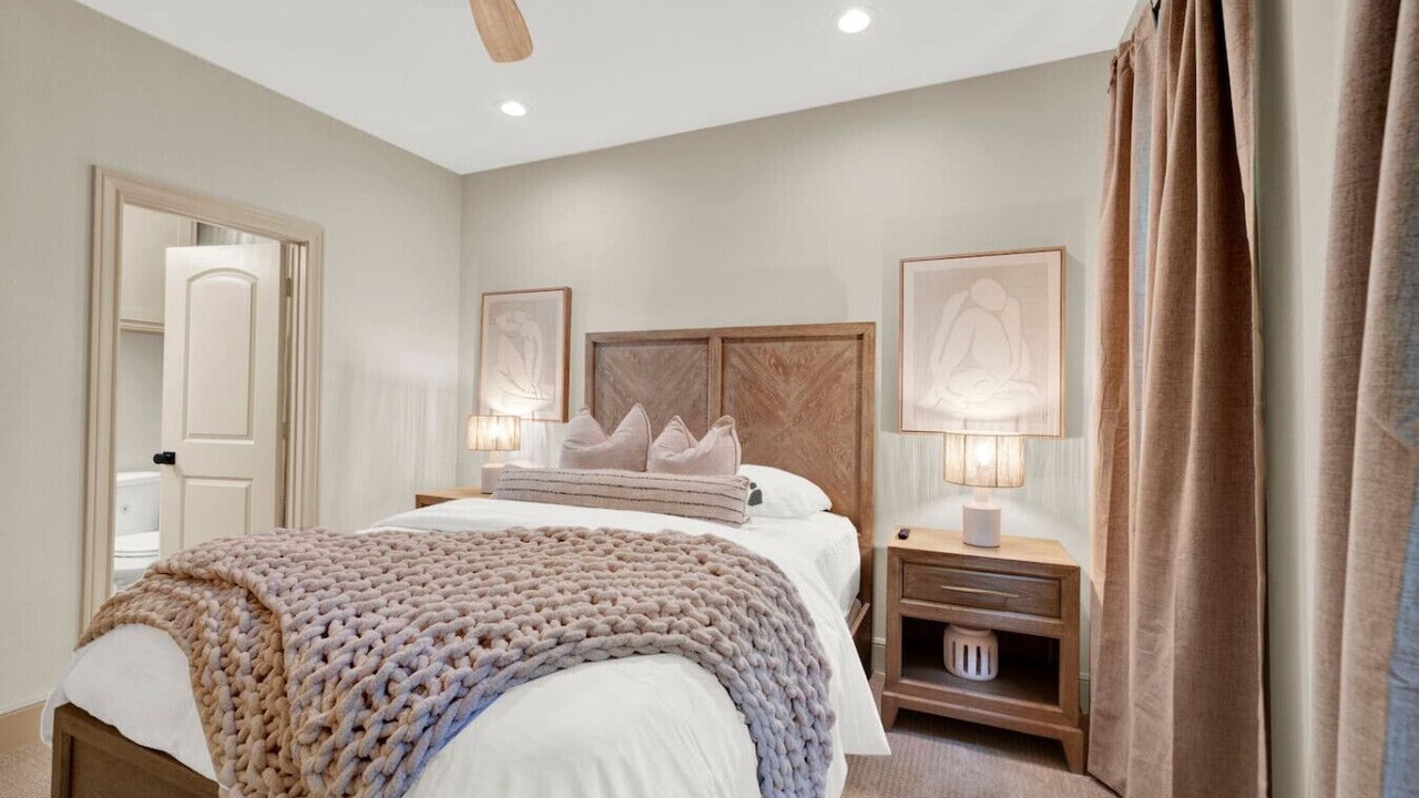 Photo of Bedroom in Grogan's Mill