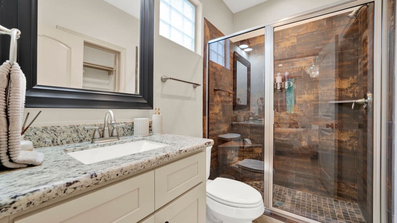 Photo of Bathroom in Grogan's Mill