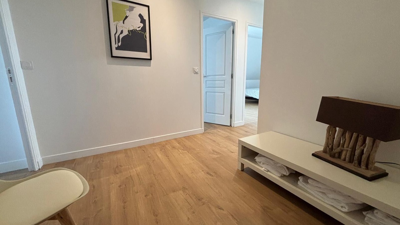 Photo of Others in Cottun