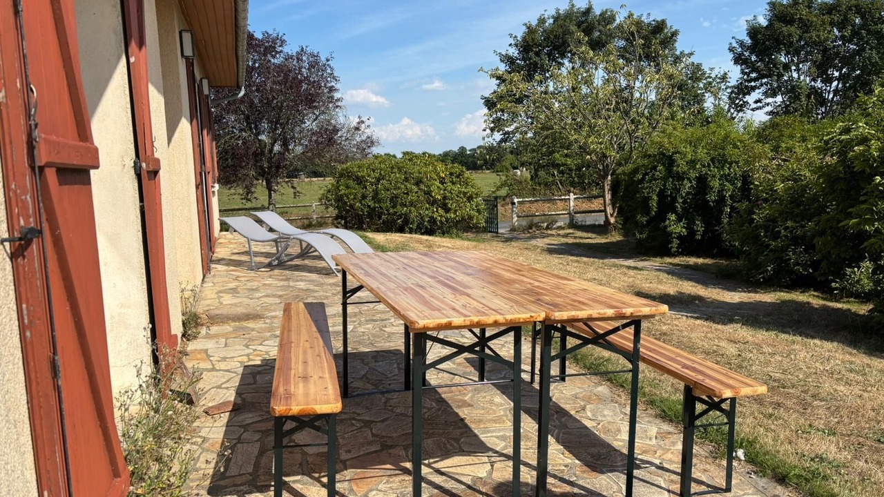 Photo of Outdoor in Cottun