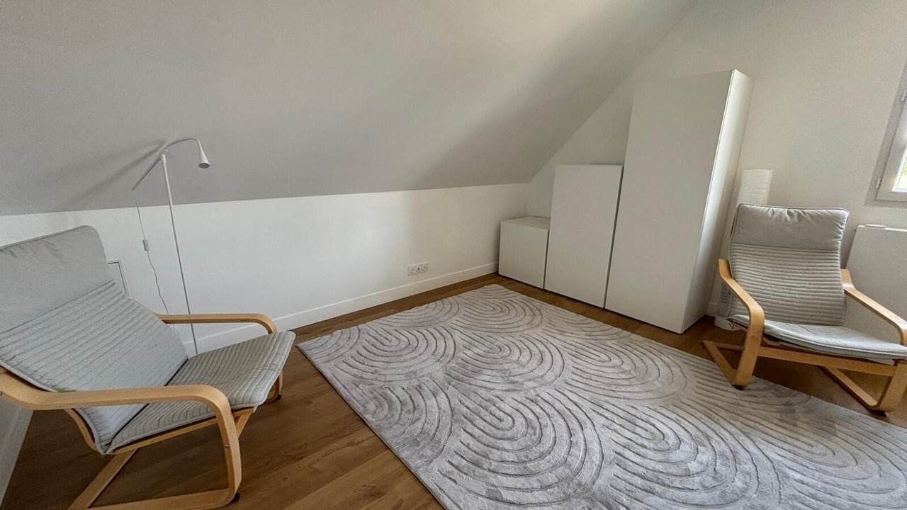 Photo of Others in Cottun