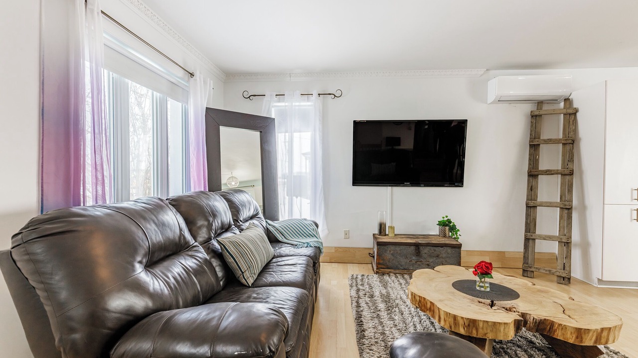 Photo of Livingroom in Sainte-Ursule