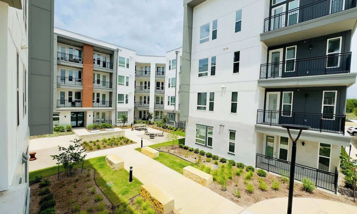 Photo of Outdoor in McNeil