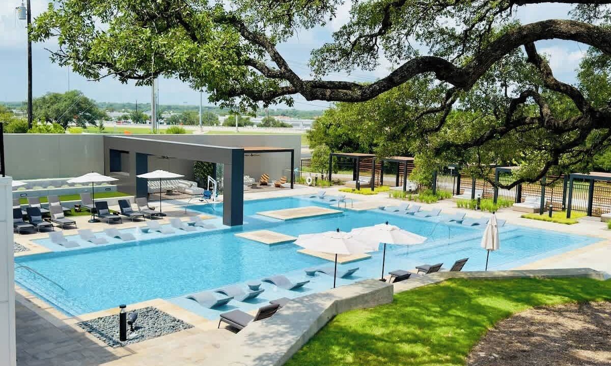 Photo of Outdoor in McNeil