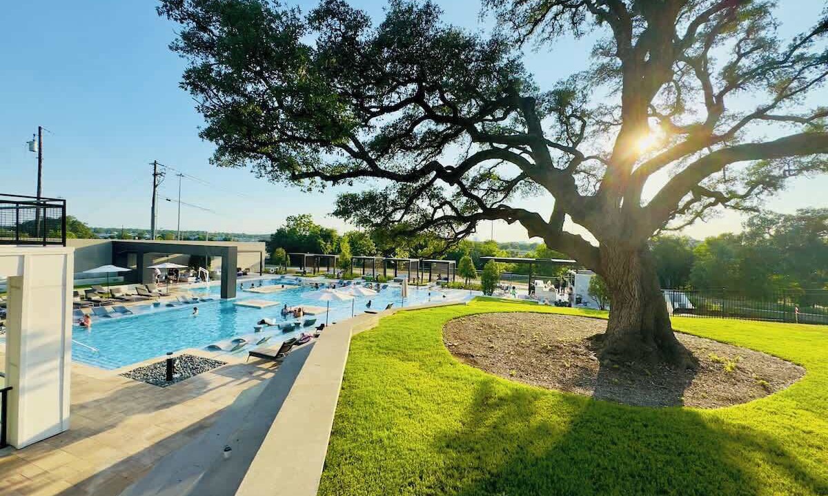 Photo of Outdoor in McNeil