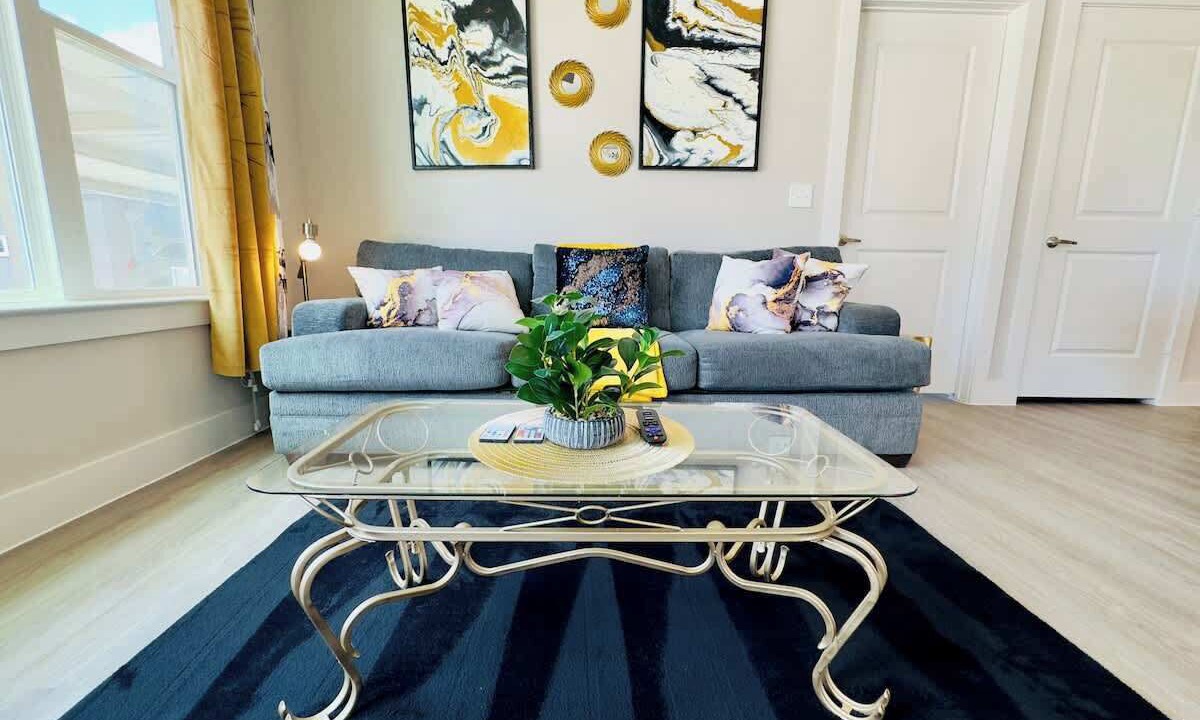 Photo of Livingroom in McNeil