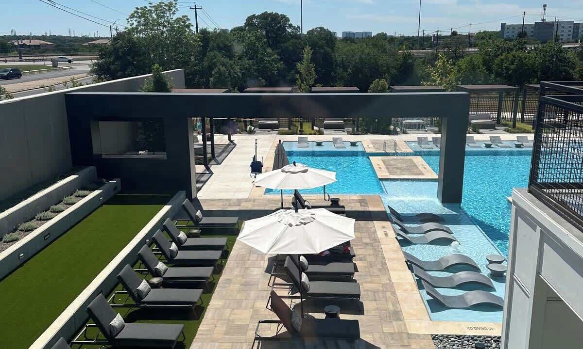 Photo of Outdoor in McNeil