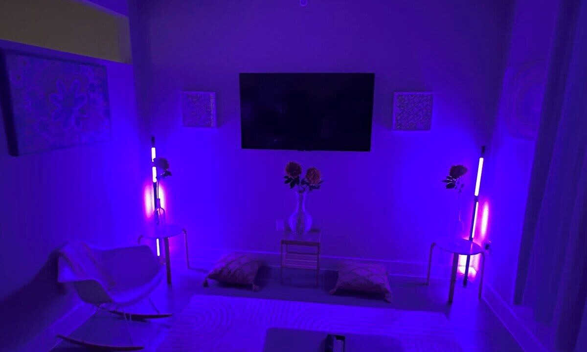 Photo of Livingroom in McNeil