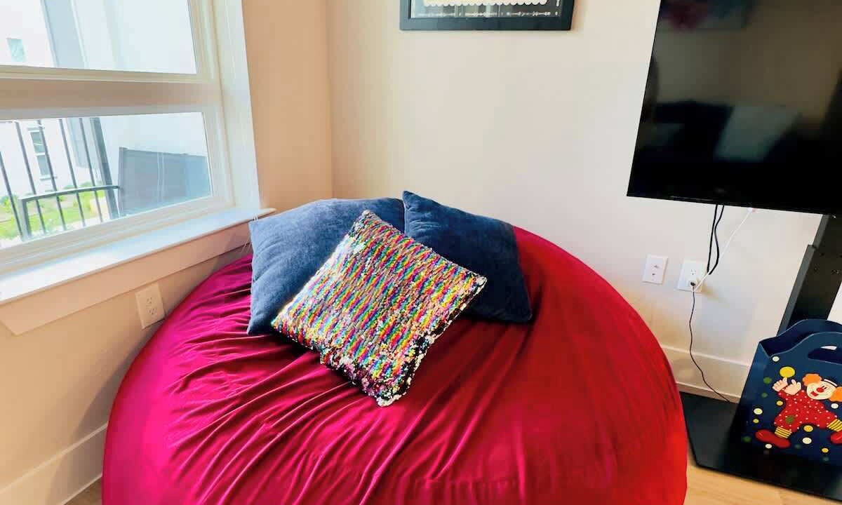 Photo of Bedroom in McNeil