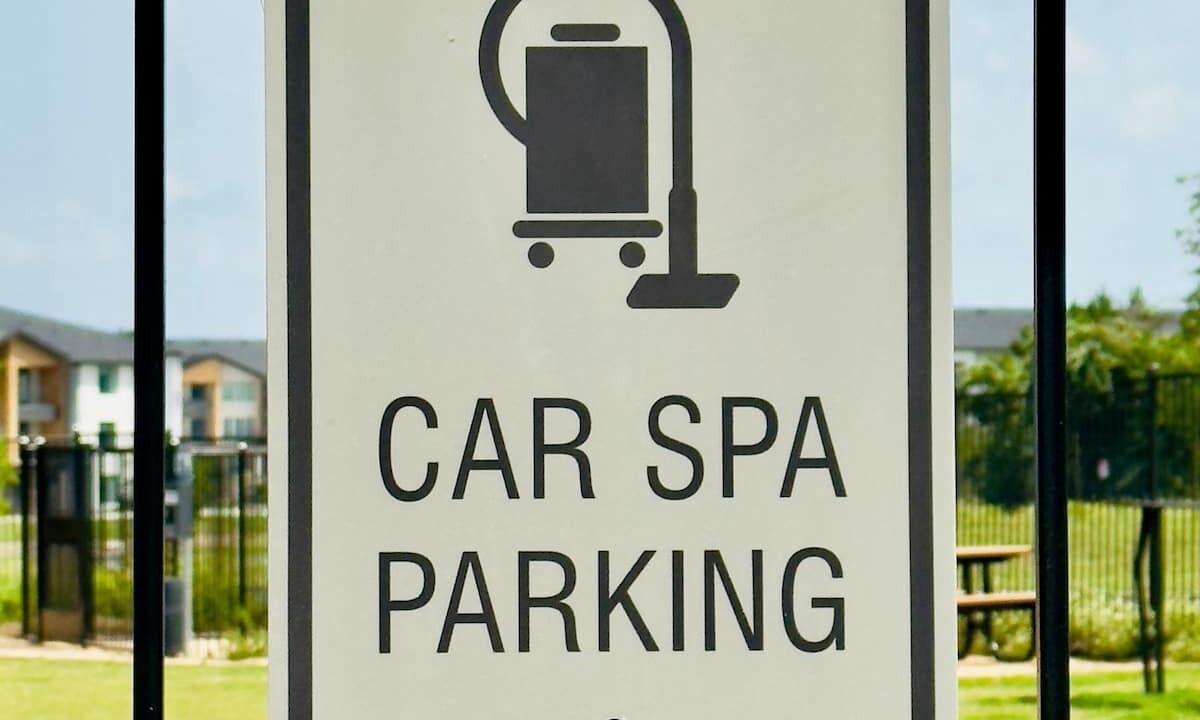 Photo of Outdoor in McNeil