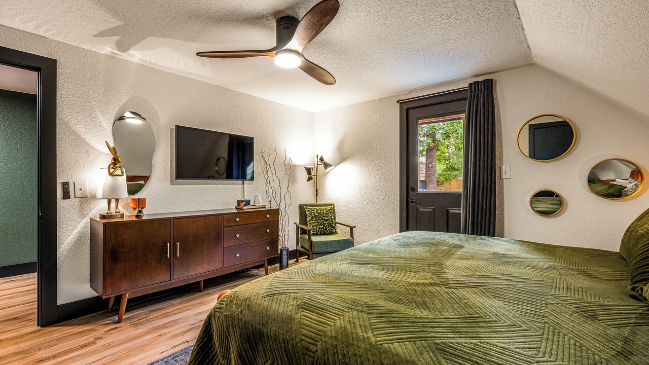 Photo of Bedroom in Beaver Shores