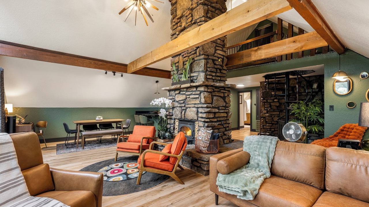 Photo of Livingroom in Beaver Shores