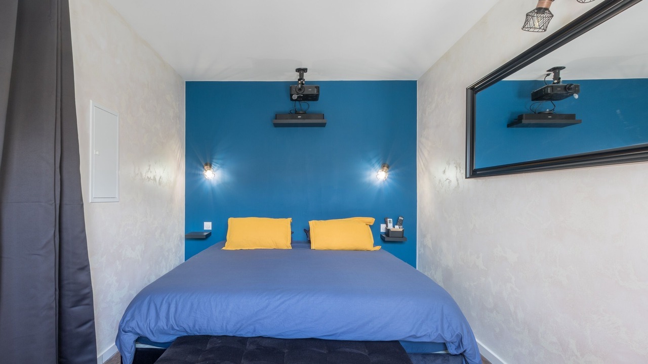 Photo of Bedroom in Gap