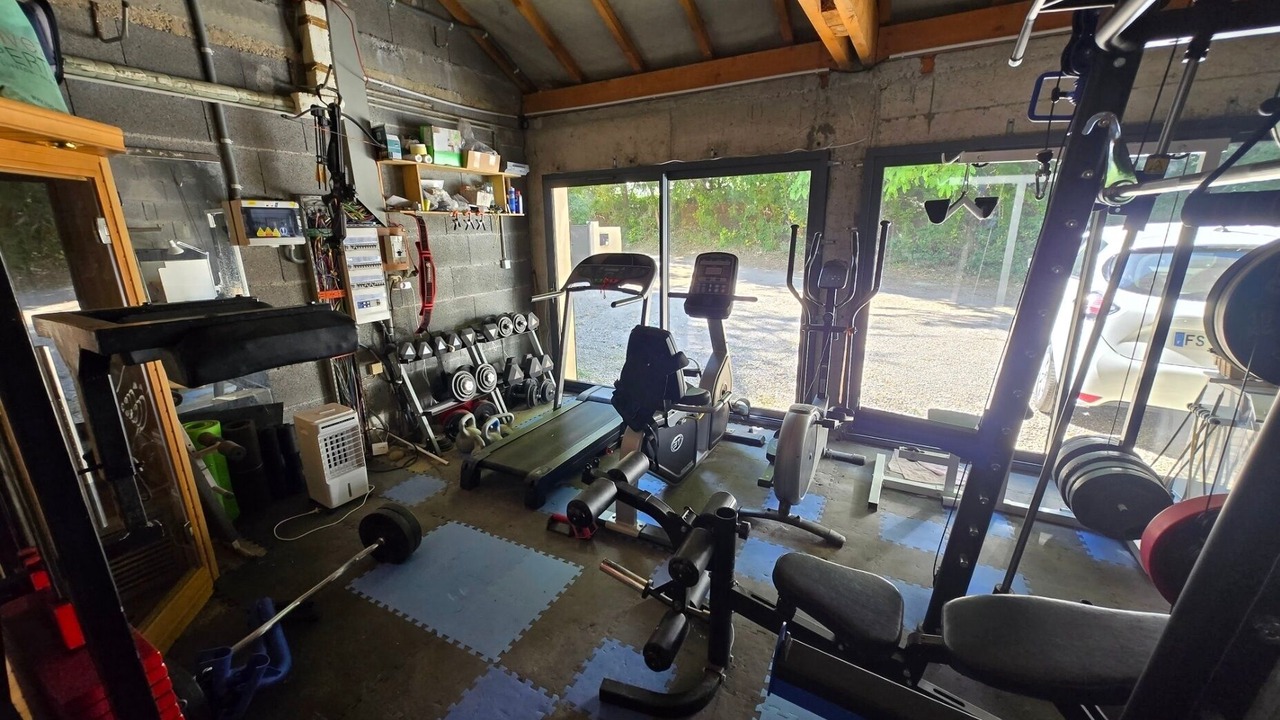 Photo of Others in Gap