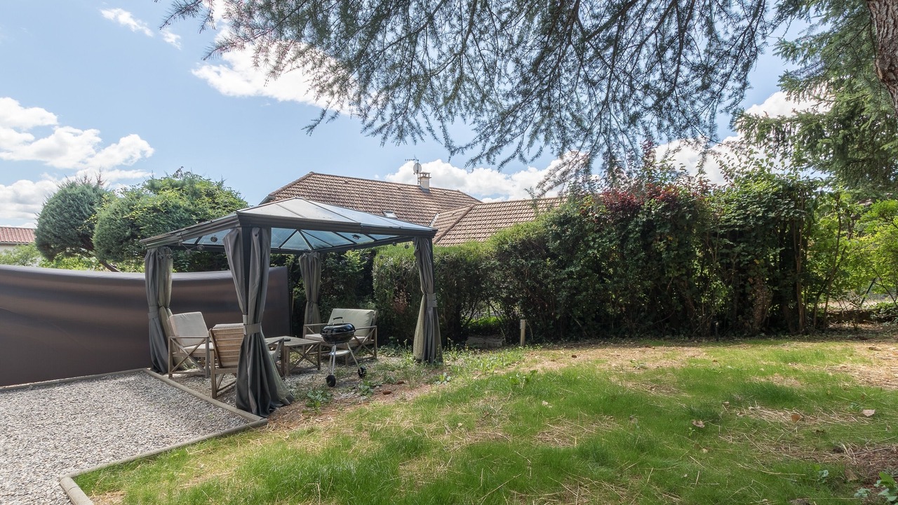 Photo of Outdoor in Gap