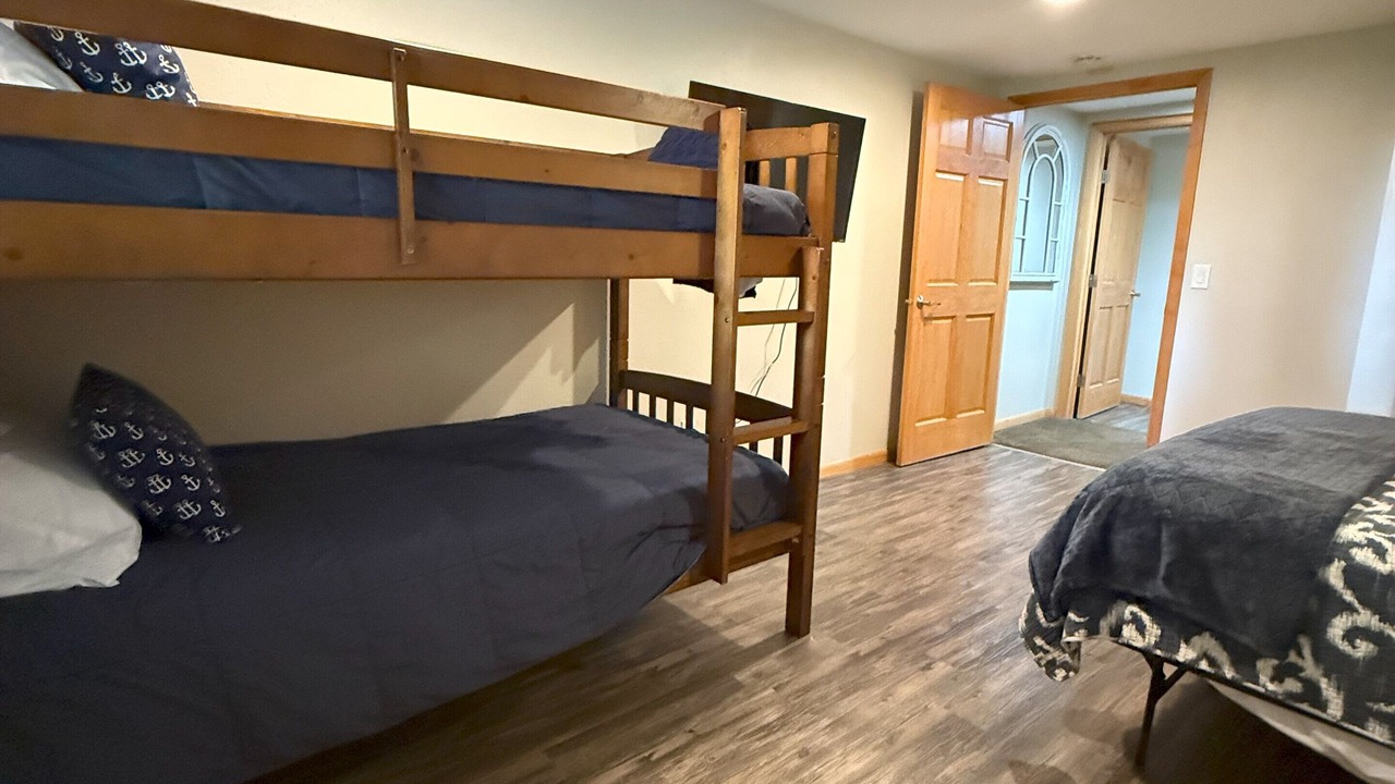 Photo of Bedroom in Stone Lake