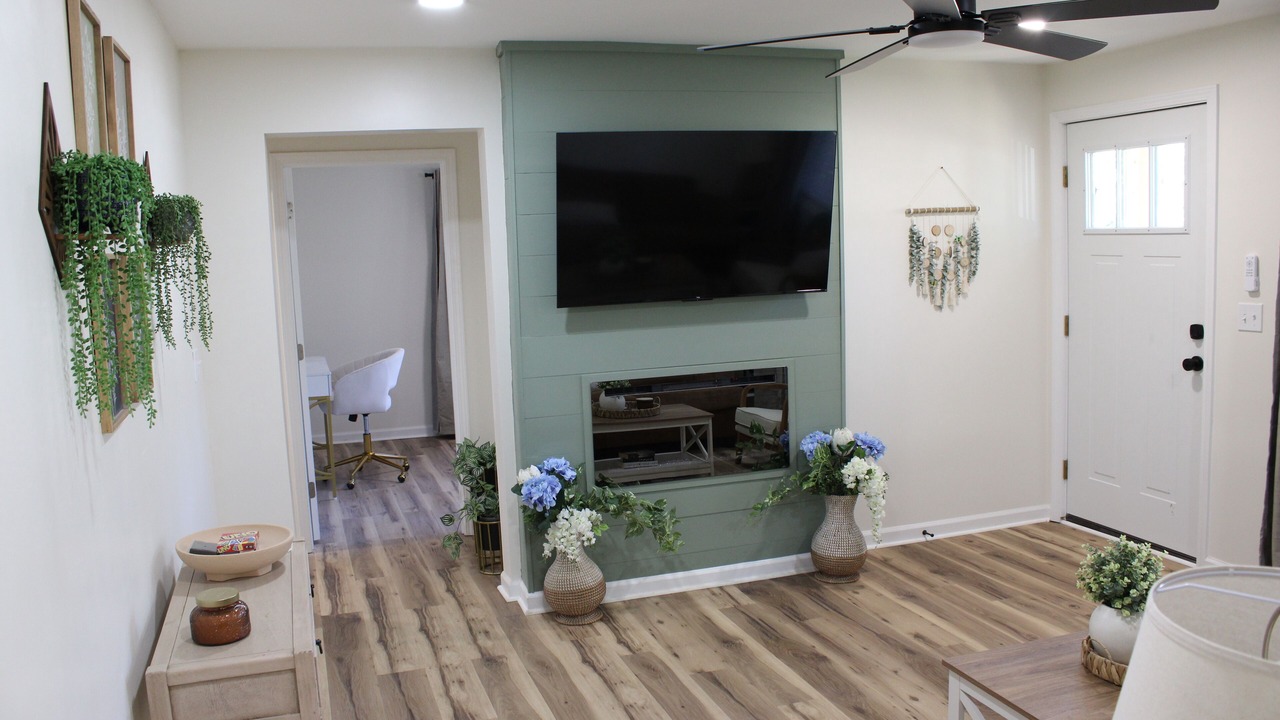 Photo of Livingroom in Easley