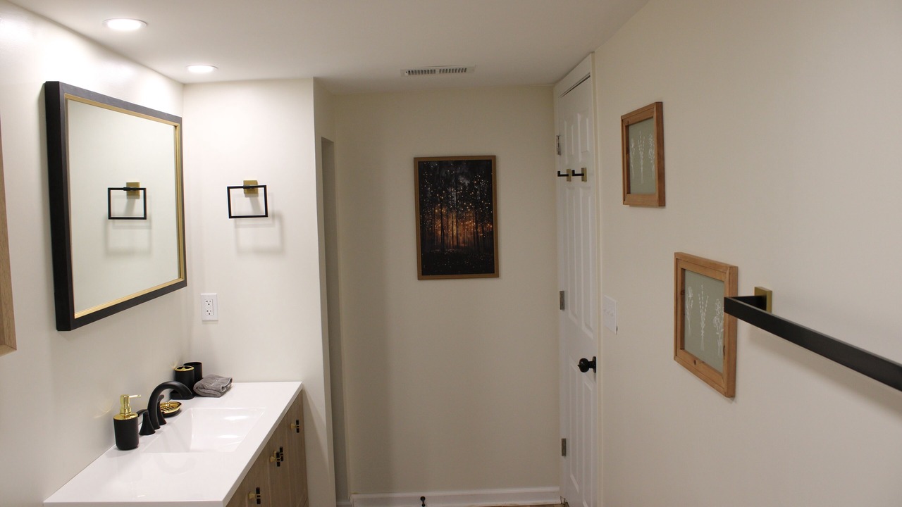 Photo of Bathroom in Easley