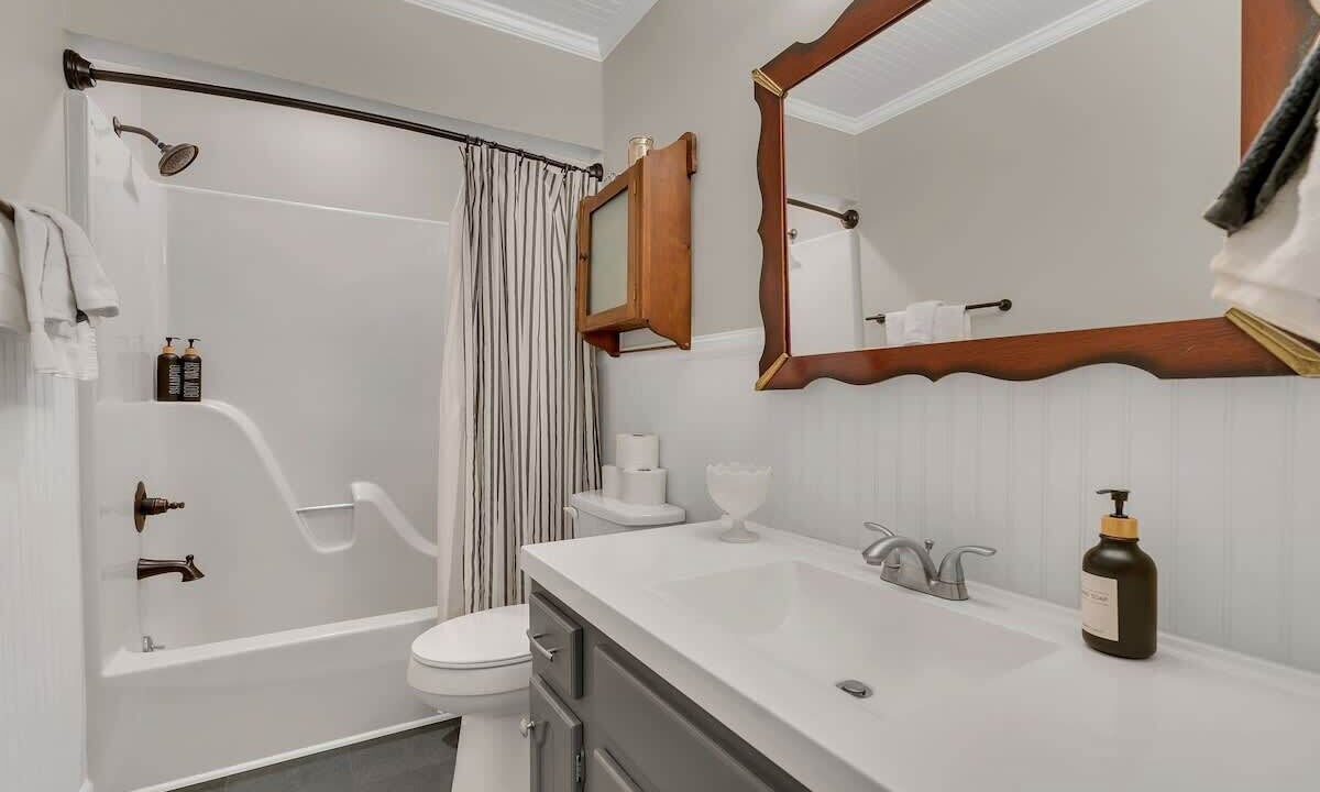 Photo of Bathroom in Murfreesboro